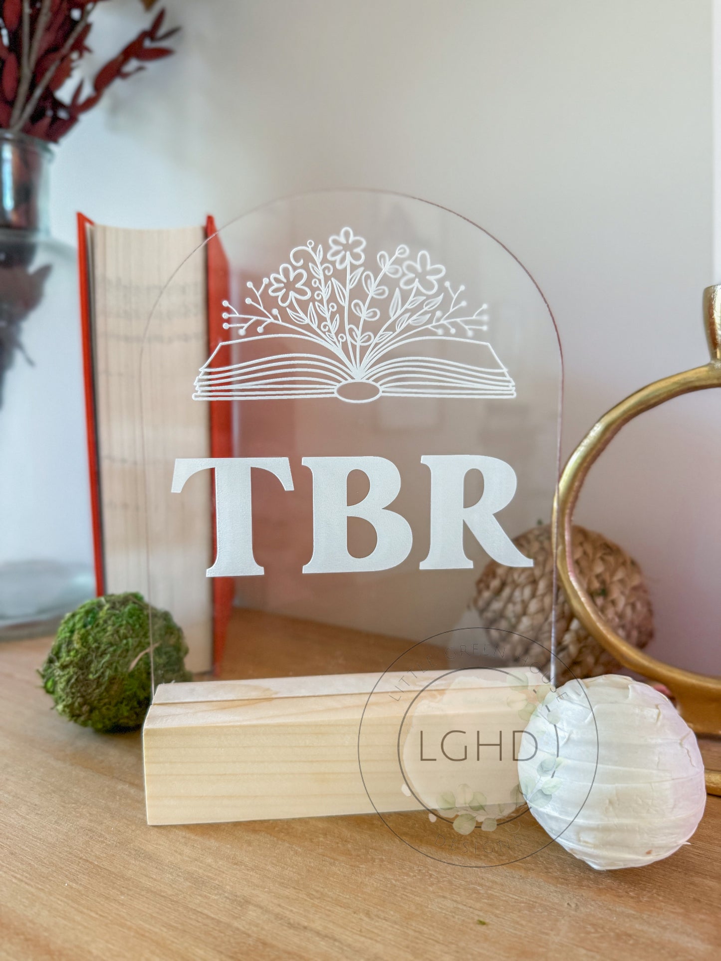 TBR Shelf Sitter – Laser Engraved “To Be Read” Bookish Sign | Bookshelf Decor for Book Lovers | BookTok Romantasy Gift
