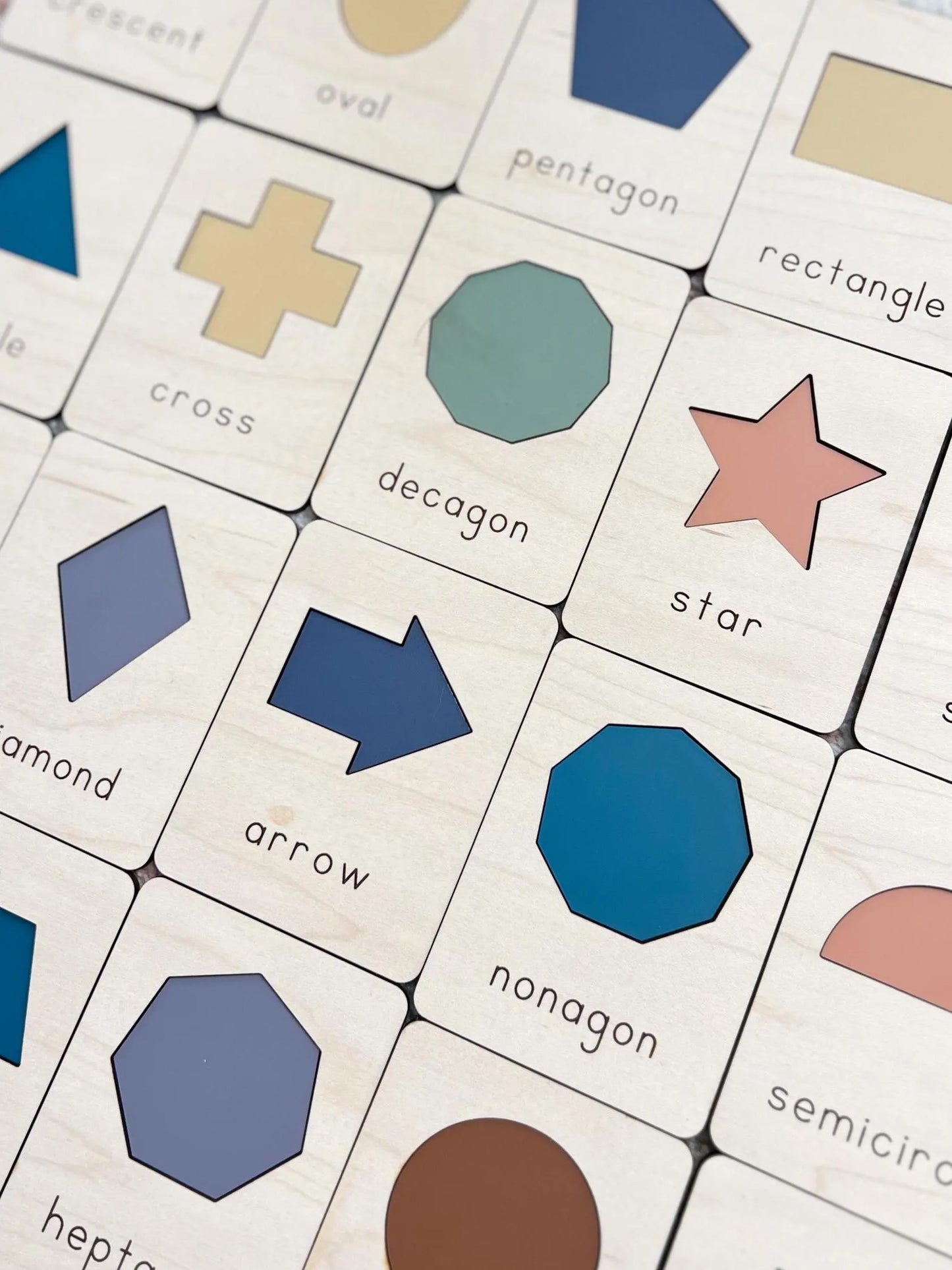 Shape Sorting Learning Activity | 21 Shapes | Montessori Style | Wooden & Acrylic Pieces | Laser Engraved
