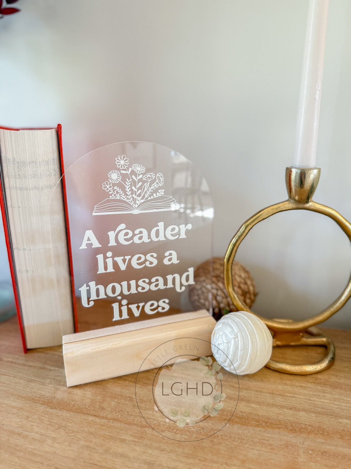 A Reader Lives a Thousand Lives Shelf Sitter | Bookish Quote Decor for Fantasy & Romance Readers | BookTok Bookshelf Sign