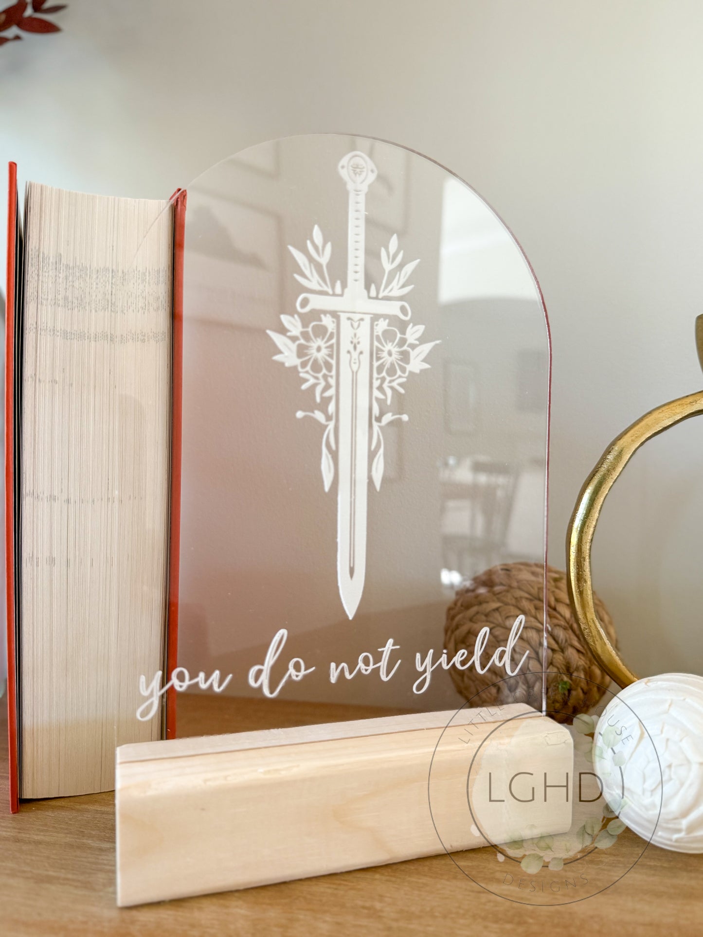 You Do Not Yield Shelf Sitter – Throne of Glass Inspired Decor | Aelin Fireheart Sign | Sarah J Maas Bookshelf Gift | BookTok Romantasy