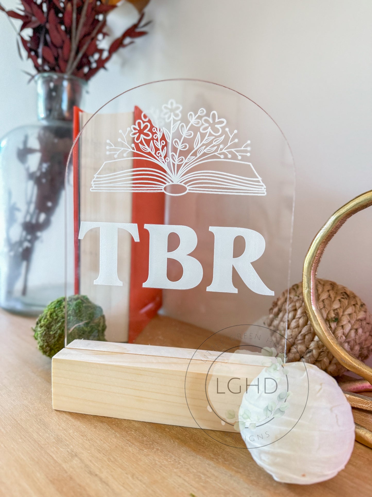 TBR Shelf Sitter – Laser Engraved “To Be Read” Bookish Sign | Bookshelf Decor for Book Lovers | BookTok Romantasy Gift